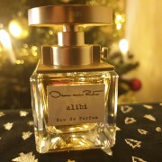 Alibi Eau de Parfum Oscar de la Renta parfum - un parfum de dama 2021