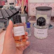 Give Vanilla Diorama: gourmand perfume - Holiday Gift Idea