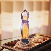 Pour Une Femme de Caron Caron perfume - a fragrance for women 2001