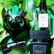 Carnal Flower Frederic Malle Editions de Parfums perfume - a