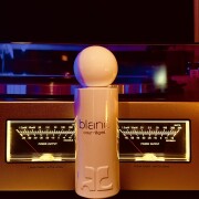 Rifaaqat Adorn PARIS CORNER parfum - un parfum pour homme et femme 2024 Rifaaqat Adorn PARIS CORNER parfum - un parfum pour homme et femme 2024