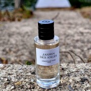 Jasmin Des Anges Dior perfume - a fragrância Compartilhável 2018