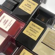 Noir de Noir Tom Ford perfume - a fragrance for women and