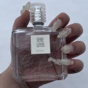 Gris Clair Serge Lutens 香水- 一款2019年中性香水