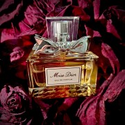 Miss Dior (new) Dior fragancia - una fragancia para Mujeres 2012