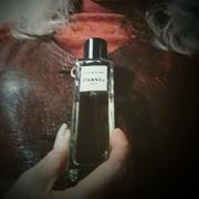 Perfume Review - Chanel Les Exclusifs Cuir de Russie: The Legend & The Myth  – Kafkaesque