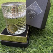 Apple Brandy on the Rocks By Kilian 香水 - 2021年のユニセックス