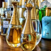 J'adore Intense Dior 香水 - 2026年の女性用 新着フレグランス