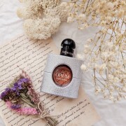 Black Opium Glitter Yves Saint Laurent perfume - a novo fragrância