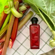 Eau de Rhubarbe Ecarlate Hermès perfume - a fragrância