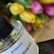 Flowerhead Byredo 香水 - 2014年のユニセックス フレグランス