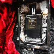 Back to black by kilian parfume toi comme personne #kilian #louisvuitton  #dior #luxury #nicheperfumes #parfumdeluxe #hauteparfumerie…