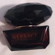Versace Crystal Noir a seductive and effortless scent 🖤 this combo gi