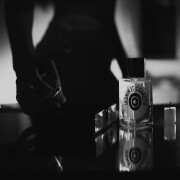 Jasmin et Cigarette Etat Libre d'Orange perfume