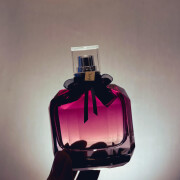 Mon Paris Intensement Yves Saint Laurent 香水 - 2020年の女性用