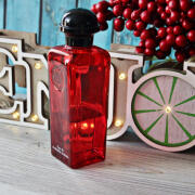Eau de Rhubarbe Ecarlate Hermès perfume - a fragrance for