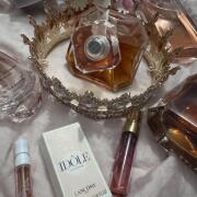 Photo by KatrinOfelia