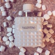 Valentino Donna Born in Roma Ivory Valentino 香水- 一款2025年新的