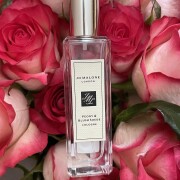 Peony & Blush Suede Jo Malone London 香水- 一款2013年女用香水