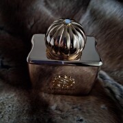 Gold Woman Amouage parfum - un parfum de dama 1983