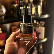 Lys Mediterranee Frederic Malle 香水- 一款2000年中性香水
