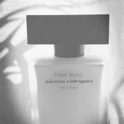 Narciso Rodriguez Pure Musc Hondos Center 2024 favors