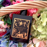 Gucci Bloom Parfum Gucci 香水 - 2025年の女性用 新着フレグランス
