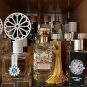 Photo by parfuminyourblood