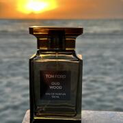 Oud Wood Tom Ford perfume - a fragrance for women and men 2007