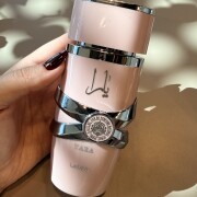 Yara Lattafa Perfumes 香水 - 2020年の女性用 フレグランス