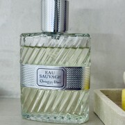 Eau Sauvage Dior colonie - un parfum de barbati 1966