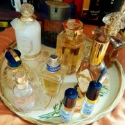N'Aimez que Moi 1917 Parfum by Caron » Reviews & Perfume Facts