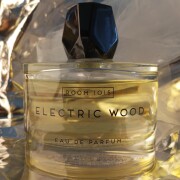 Electric Wood Room 1015 香水 - 2015年のユニセックス フレグランス