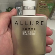 Allure Homme Edition Blanche Eau de Parfum Chanel Colônia - a