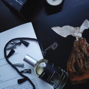 Close Your Eyes, And /Bois de Gaiac et Poire Miller et Bertaux