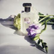 Teint de Neige Lorenzo Villoresi 香水- 一款2000年中性香水