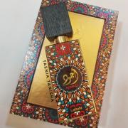 Photo by TasniaTanisha