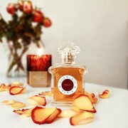 Nahema Eau de Parfum Guerlain 香水- 一款2021年女用香水