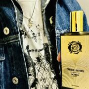 Photo by AndyWarholsFavouriteWig