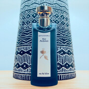 Eau Parfumee au The Bleu Bvlgari perfume - a fragrância