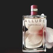 klinke Mundskyl skive Allure Sensuelle Eau de Toilette Chanel perfume - a fragrance for women 2006