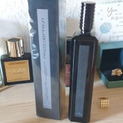 Cuir Mauresque Serge Lutens perfume - a fragrância Compartilhável 1996