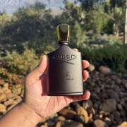 Oud Zarian Creed 香水- 一款2025年新的中性香水