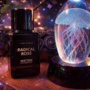 Radical Rose Extrait Matiere Premiere 香水- 一款2024年新的中性香水