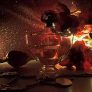 Shalimar Eau de Parfum Guerlain perfume - a fragrance for