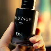 Sauvage Parfum Dior colonie - un parfum de barbati 2019