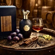 Plum in Cognac Scents of Wood perfume - a fragrância