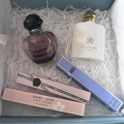 Photo by KatrinOfelia