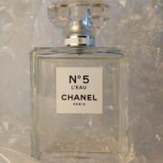 Chanel No 5 L'Eau Chanel perfume - a fragrância Feminino 2016