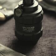 Photo by Absinth&eacute;Abs